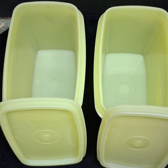 3 Tupperware Containers Yellow - Picture 6 of 7